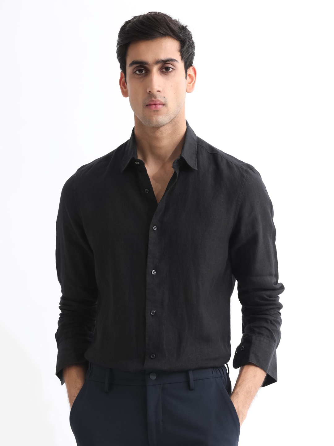 

RARE RABBIT Men Linex Slim Fit Opaque Linen Shirt, Black