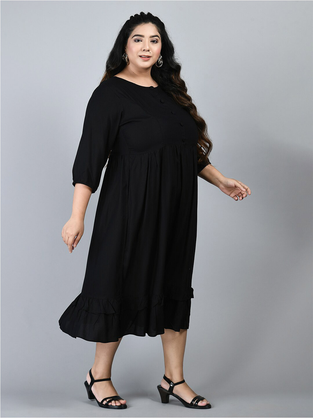 

PrettyPlus by Desinoor.com Plus Size Round Neck A-Line Midi Dress, Black