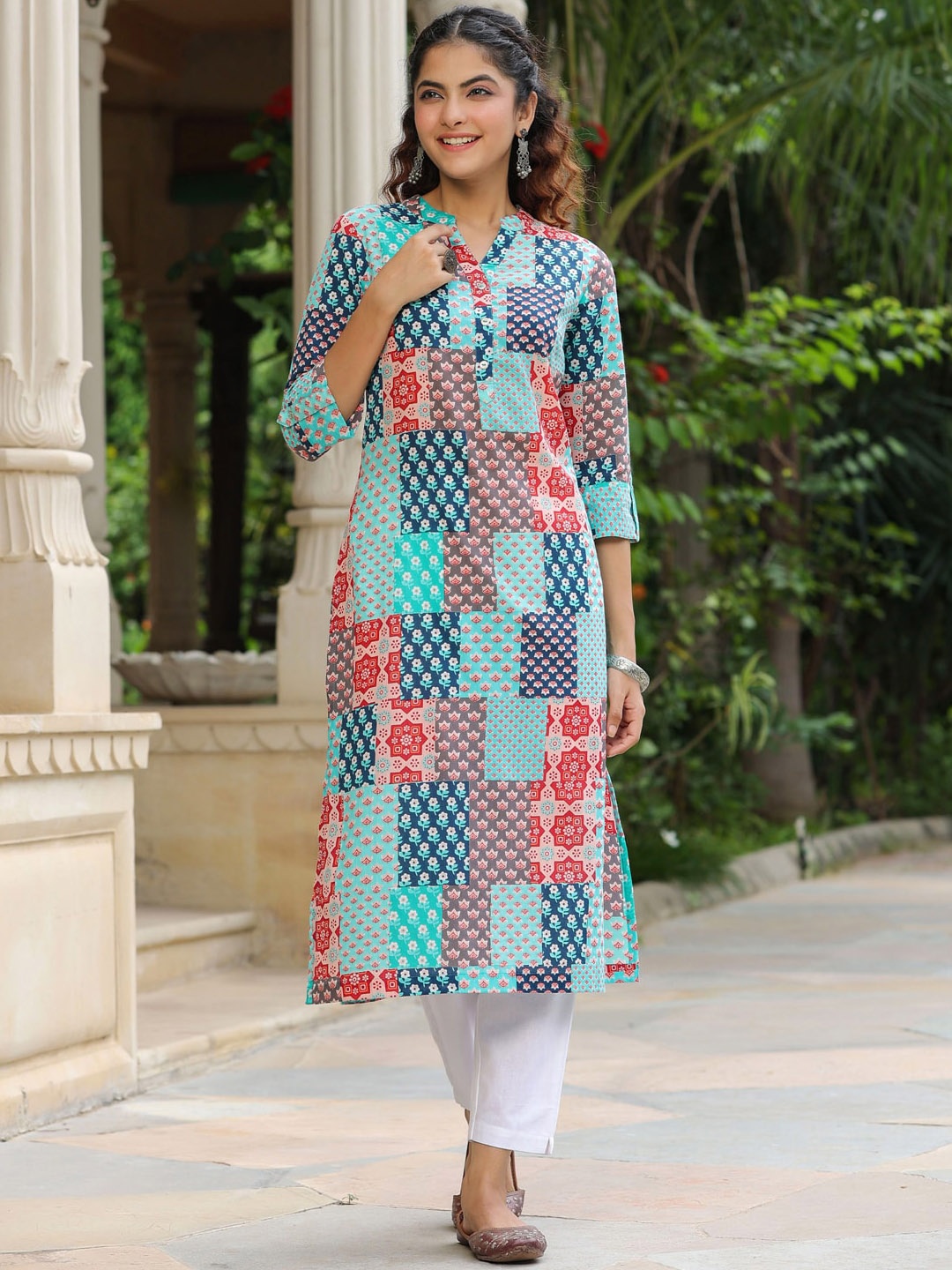 

Rain & Rainbow Floral Printed Pure Cotton Kurta, Blue