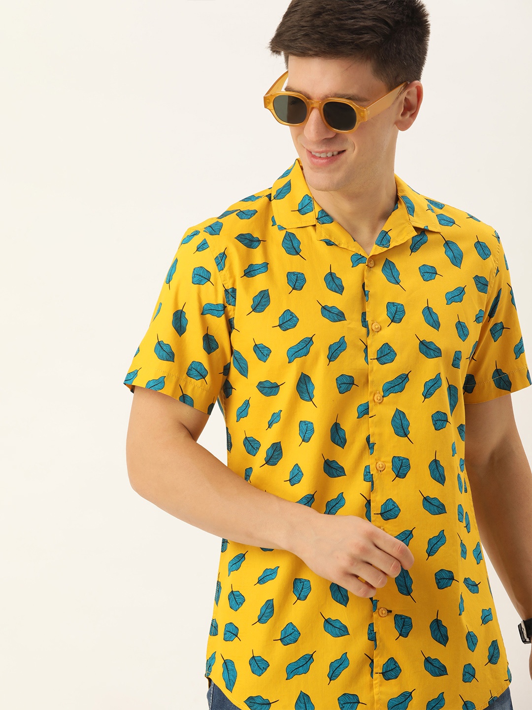 

Mast & Harbour Men Classic Slim Fit Floral Printed Opaque Casual Shirt, Mustard