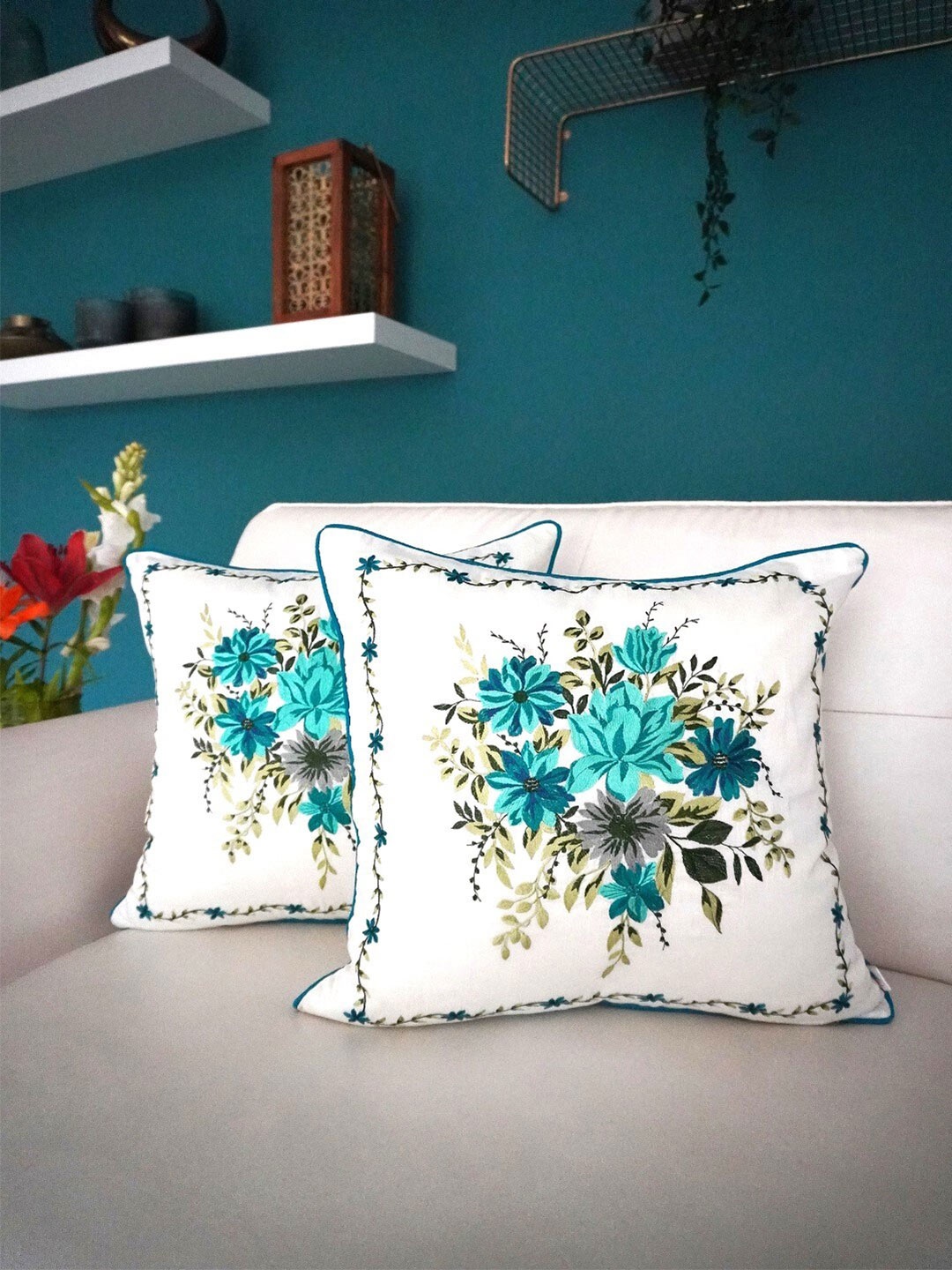 

TARA- Sparkling Homes Blue & White 2-Pieces Floral Square Cushion Covers