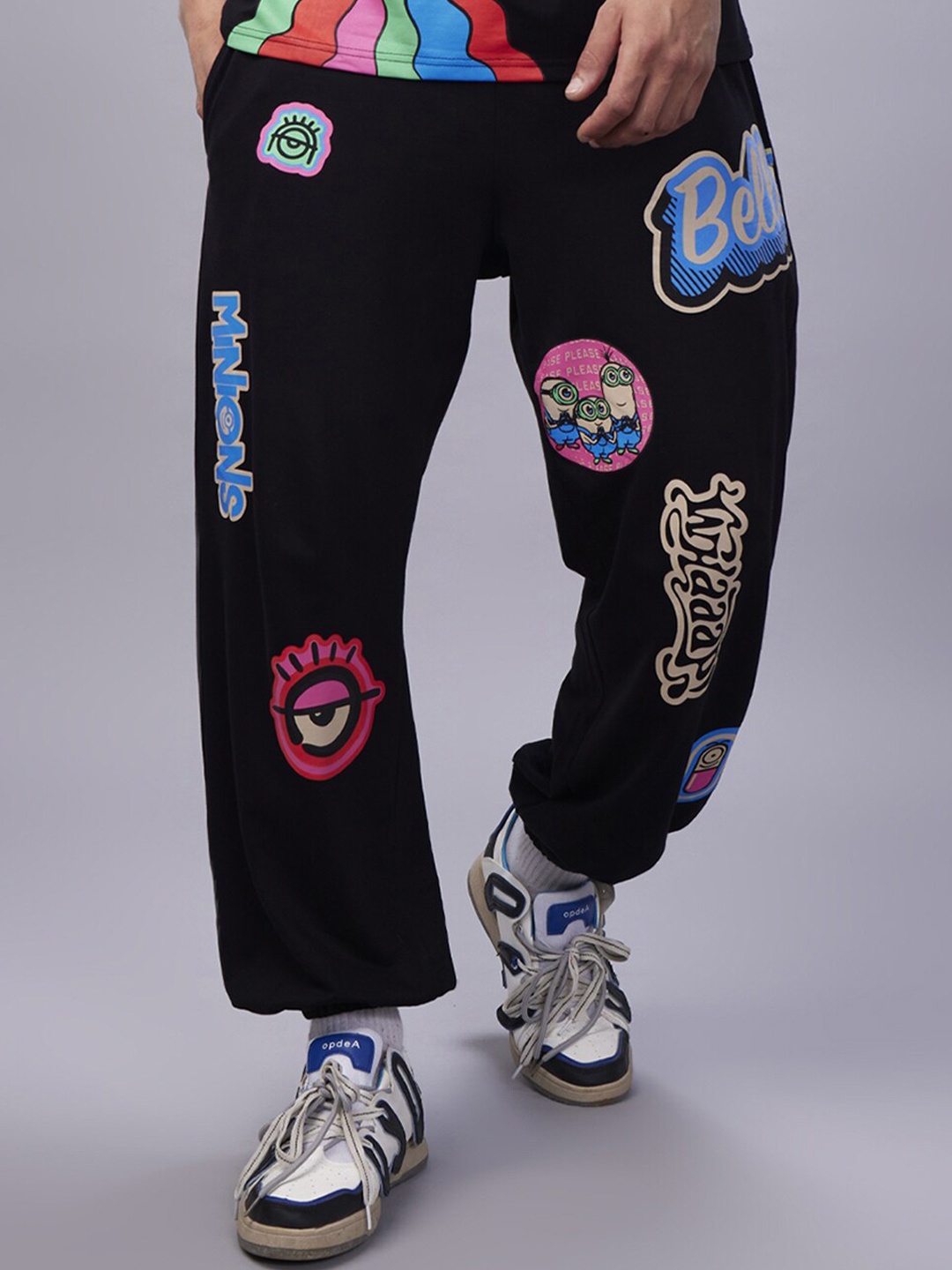 

Bewakoof Men Minions Printed Mid Rise Loose Fit Cotton Jogger, Black