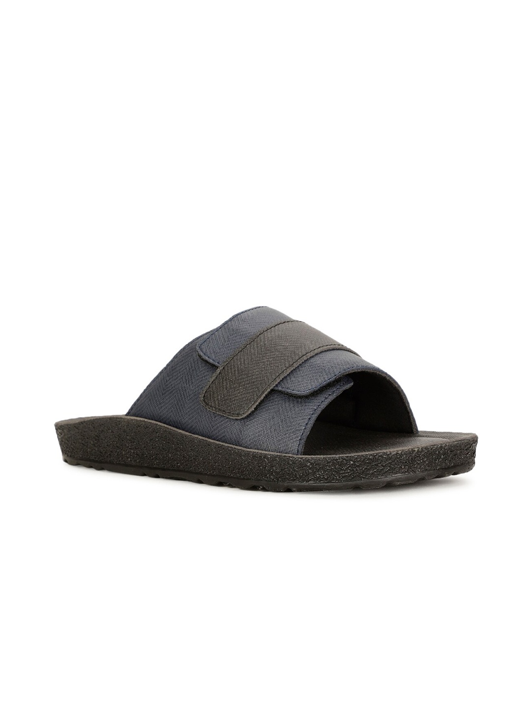 

Bata Men Textured Comfort Sandals With Velcro Closure, Blue