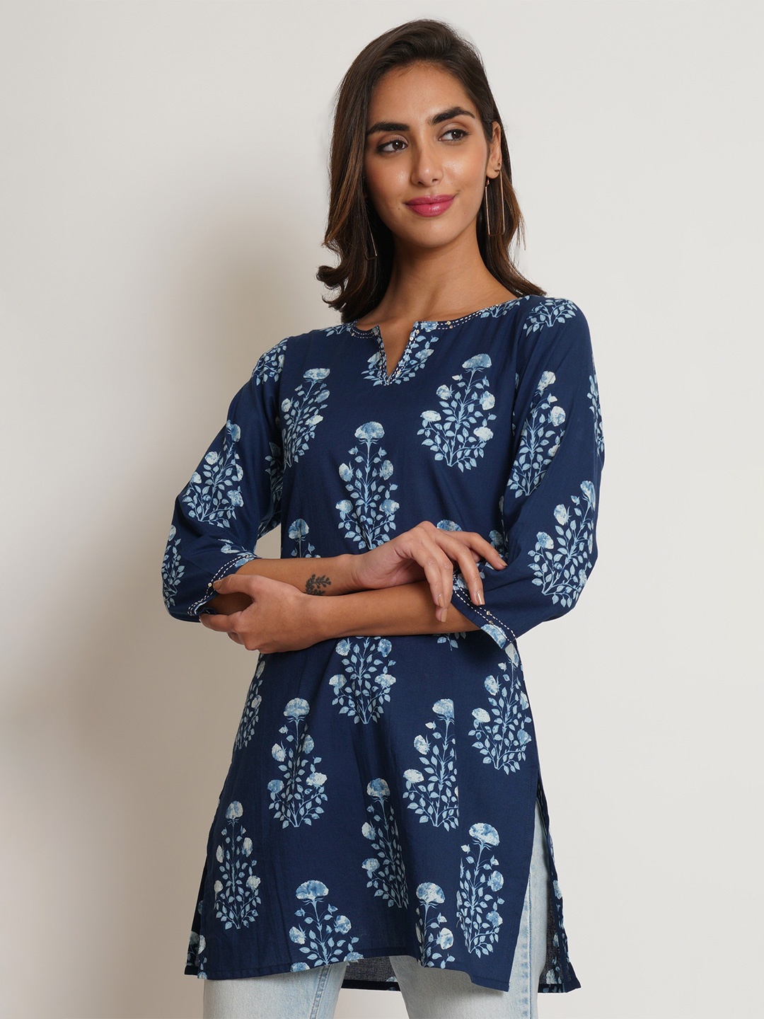 

KALINI Floral Printed Pure Cotton Kurti, Blue