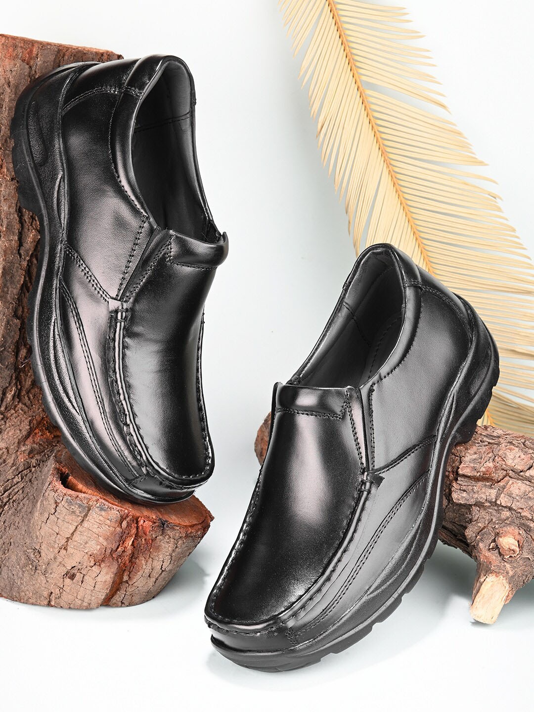 

Fashion Victim Men Square Toe Leather Loafers, Black