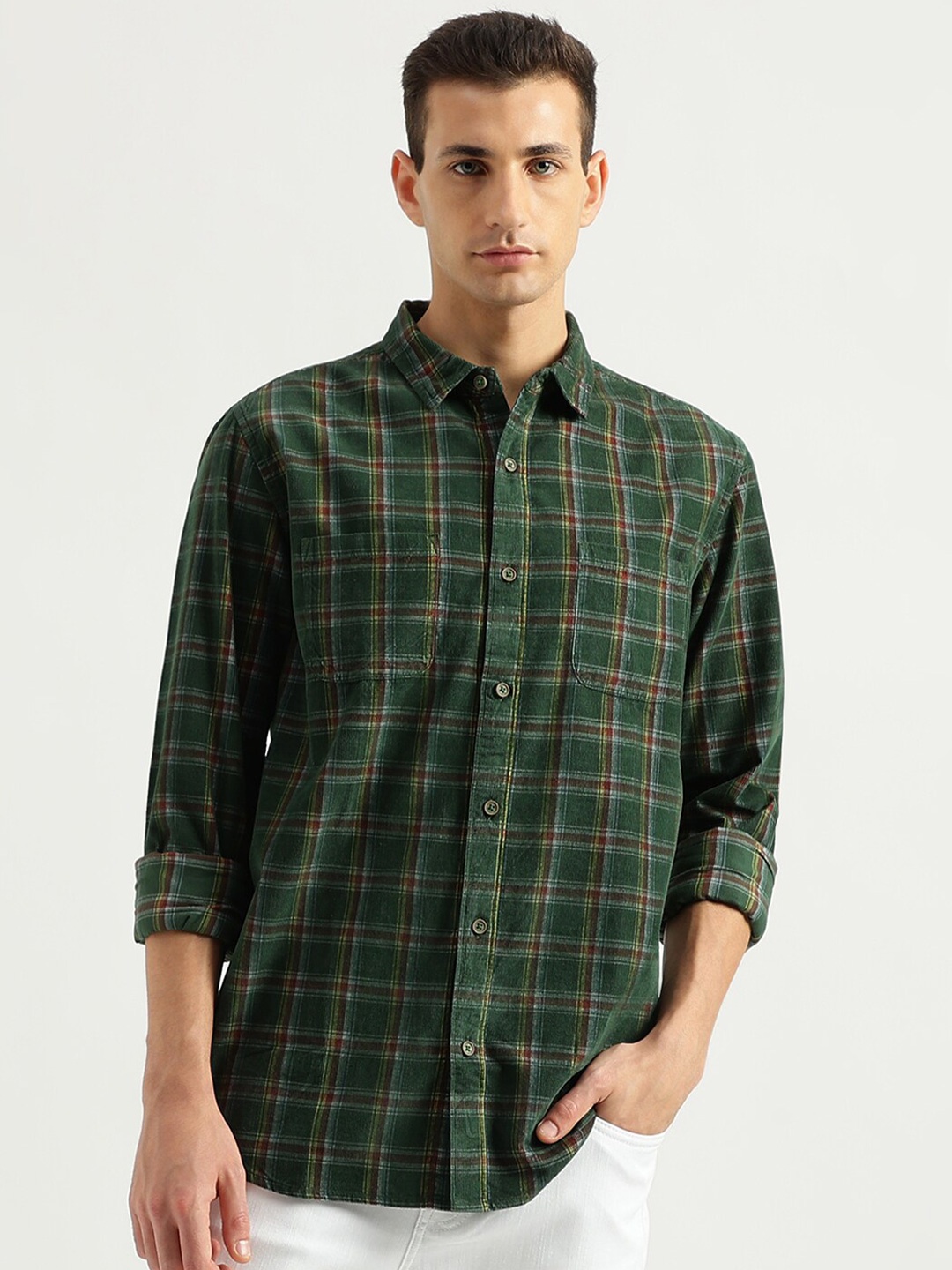 

United Colors of Benetton Checked Spread Collar Slim Fit Cotton Casual Shirt, Green