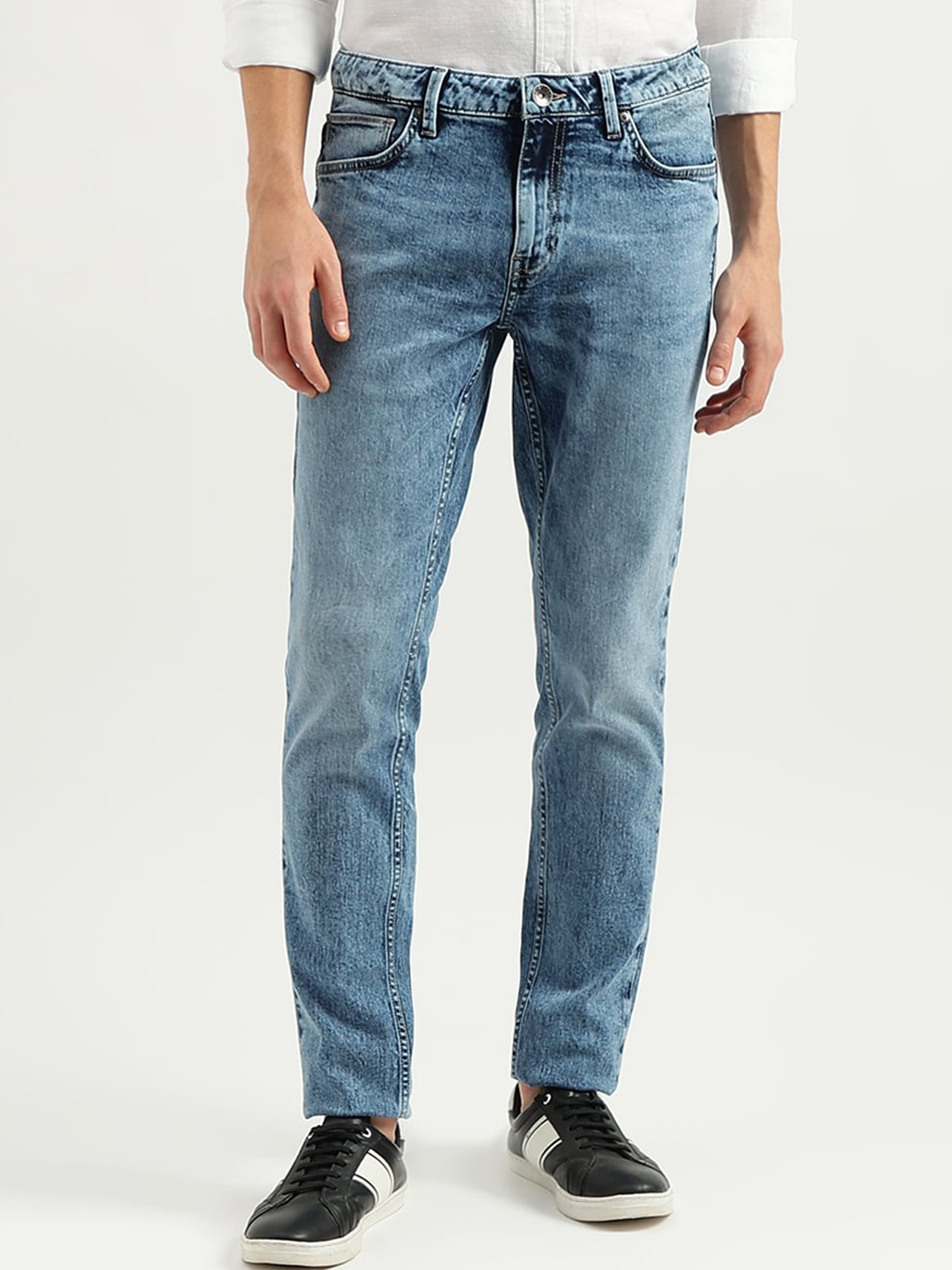 

United Colors of Benetton Men Skinny Fit Mid-Rise Heavy Fade Cotton Jeans, Blue