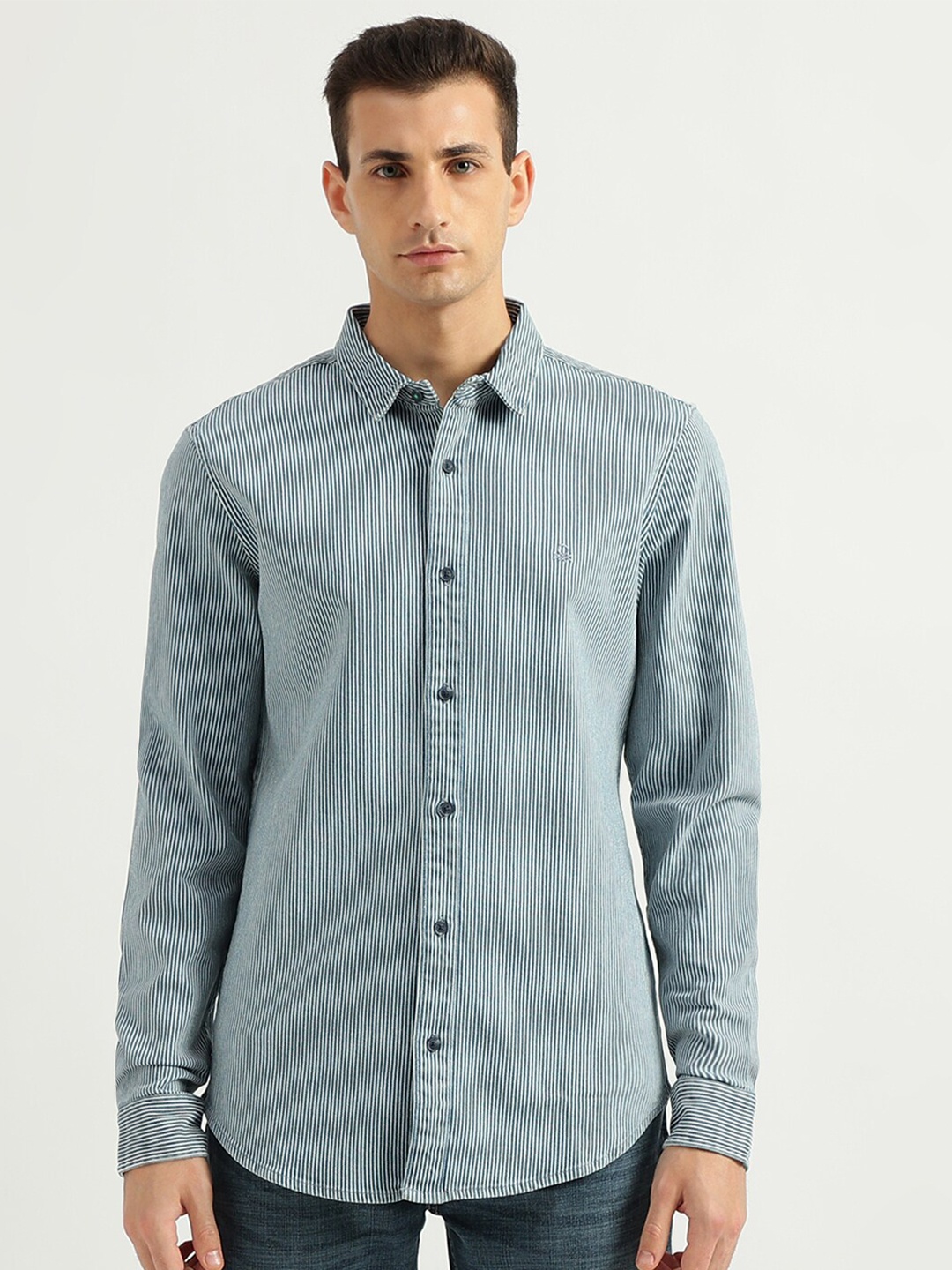 

United Colors of Benetton Slim Fit Vertical Striped Cotton Casual Shirt, Blue
