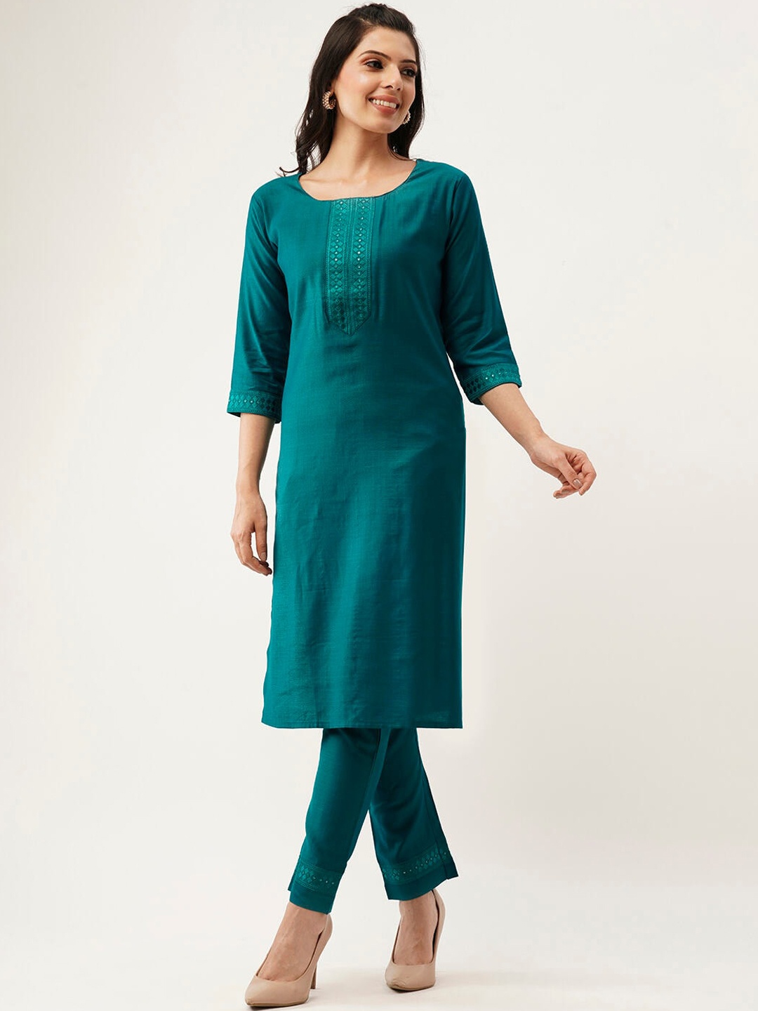 

ZOLA Thread Work Kurta With Trousers, Teal