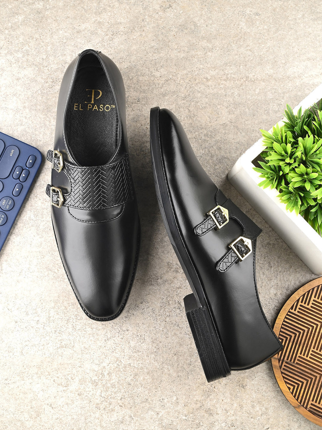 

El Paso Men Textured Formal Monk Shoes, Black