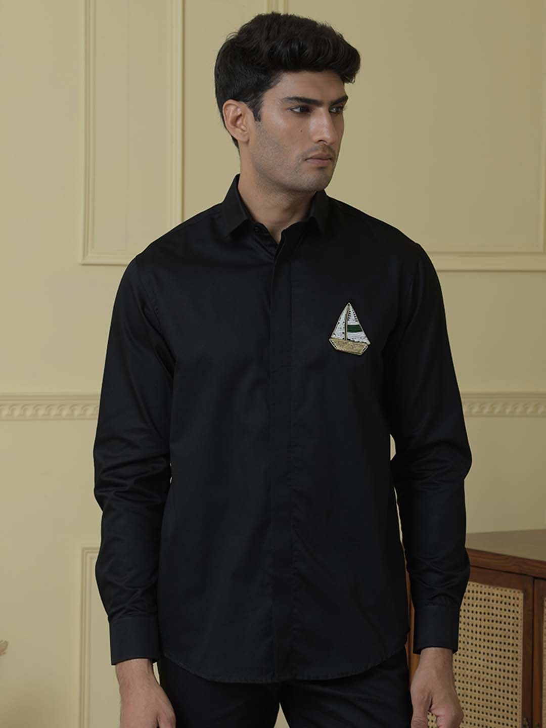 

HILO DESIGN Comfort Embellished Detail Cotton Casual Shirt, Black