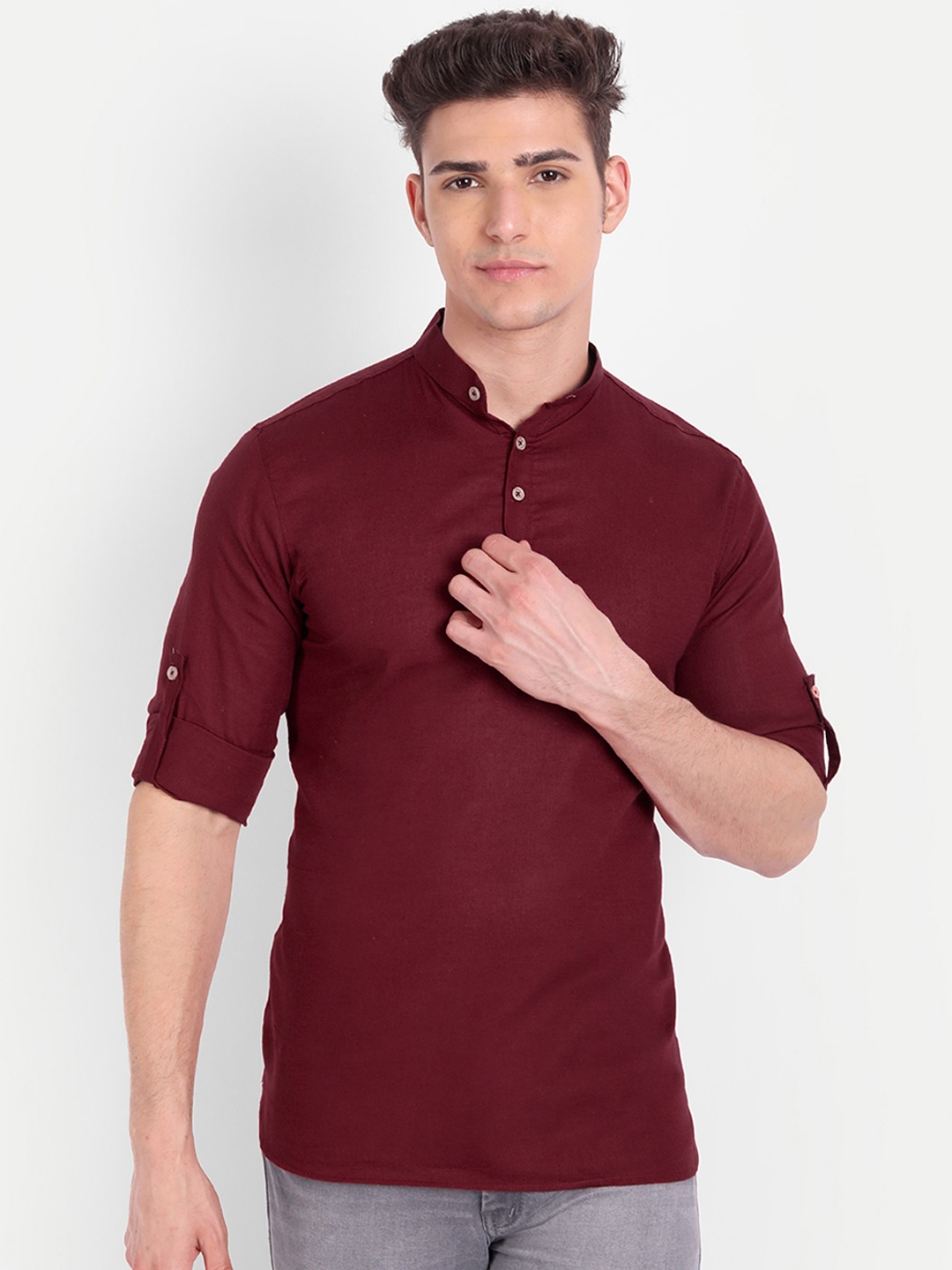 

Vida Loca Mandarin Collar Pure Cotton Kurta, Maroon