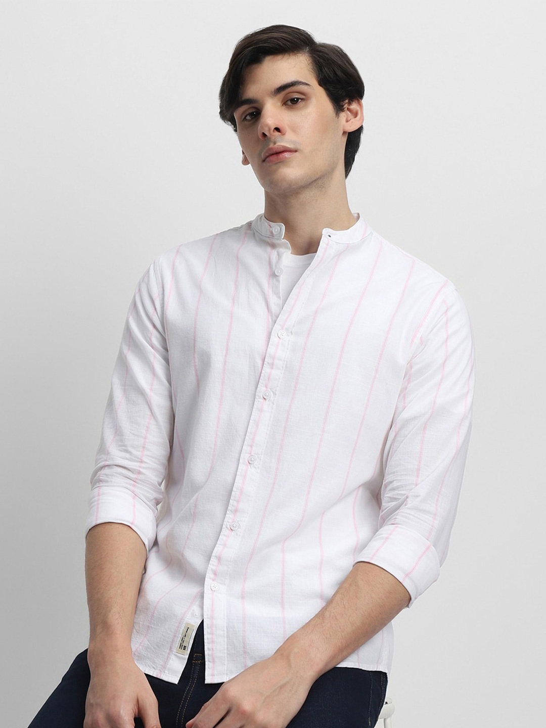 

Dennis Lingo Mandarin Collar Slim Fit Striped Opaque Cotton Casual Shirt, Pink