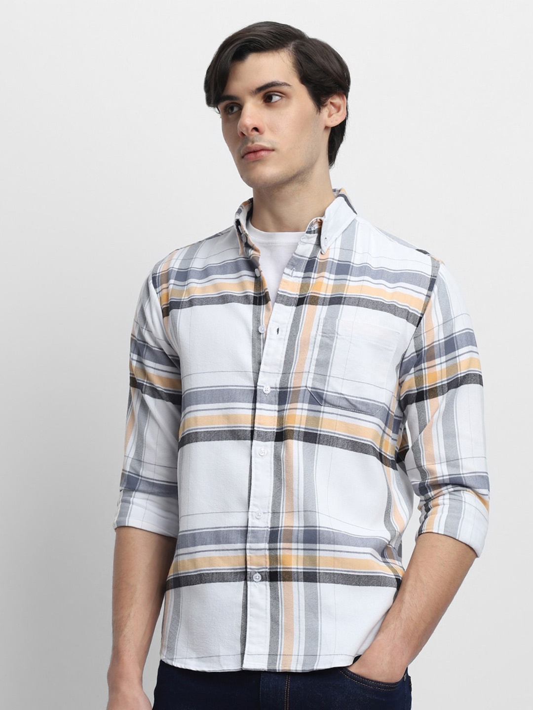 

Dennis Lingo White Slim Fit Checked Pure Cotton Casual Shirt