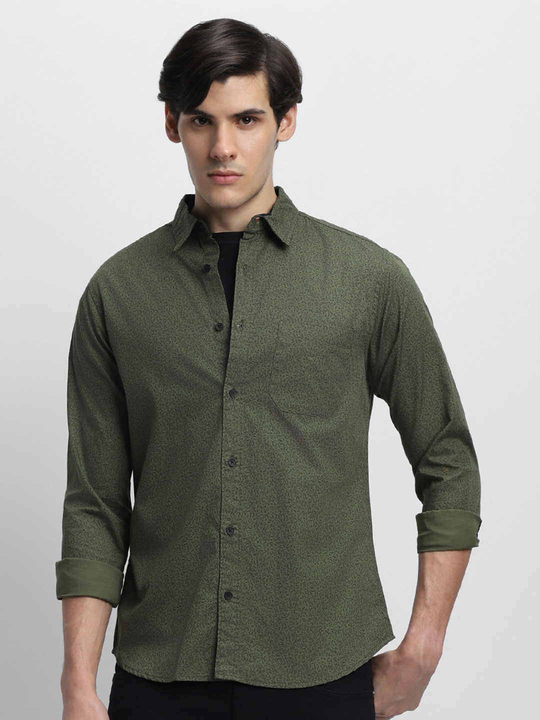 

Dennis Lingo Slim Fit Micro Ditsy Printed Pure Cotton Casual Shirt, Green