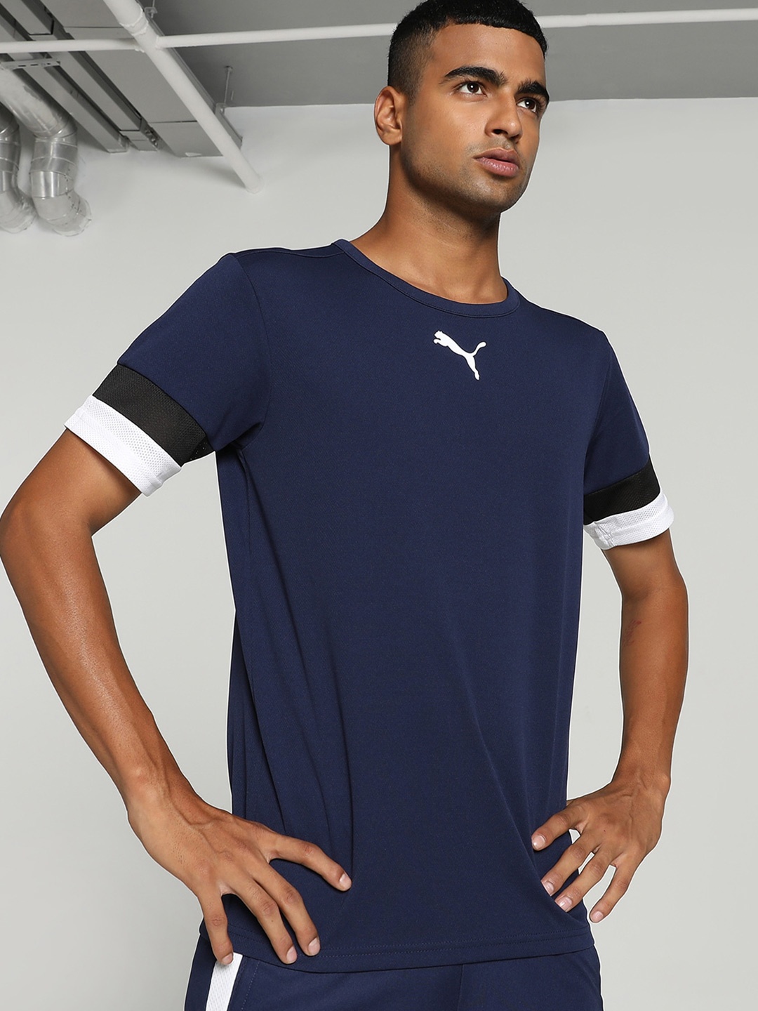 

Puma Short Sleeves TeamRISE Jersey T-Shirt, Navy blue