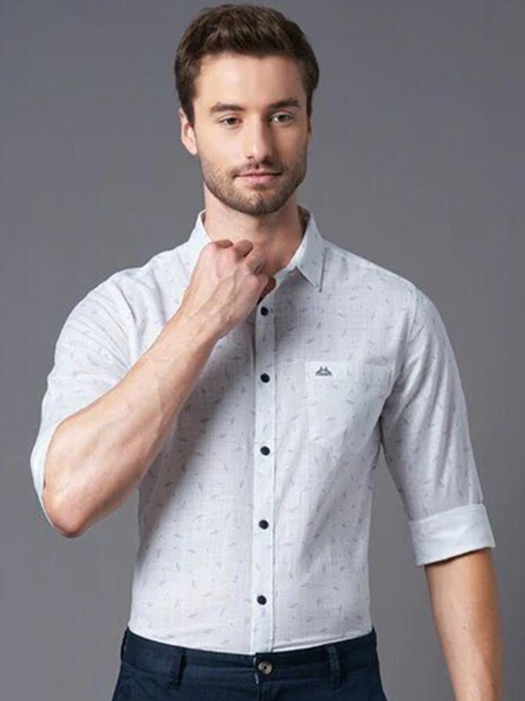 

British Club Smart Slim Fit Conversational Printed Pure Cotton Casual Shirt, White