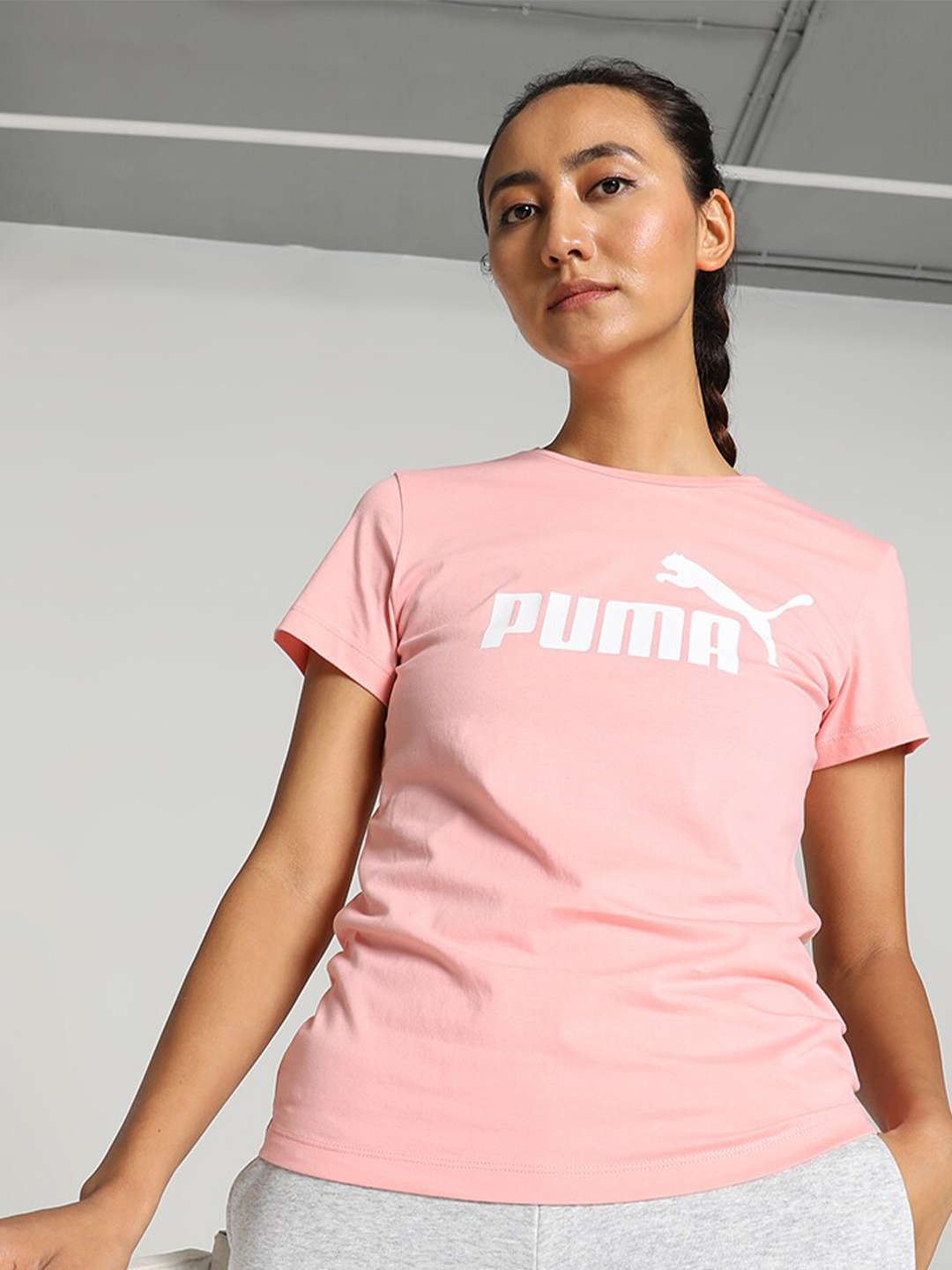 

Puma ESS Logo Regular Fit T-Shirt, Pink