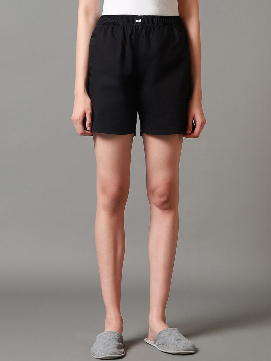 

Bewakoof Women Black Pure Cotton Lounge Shorts