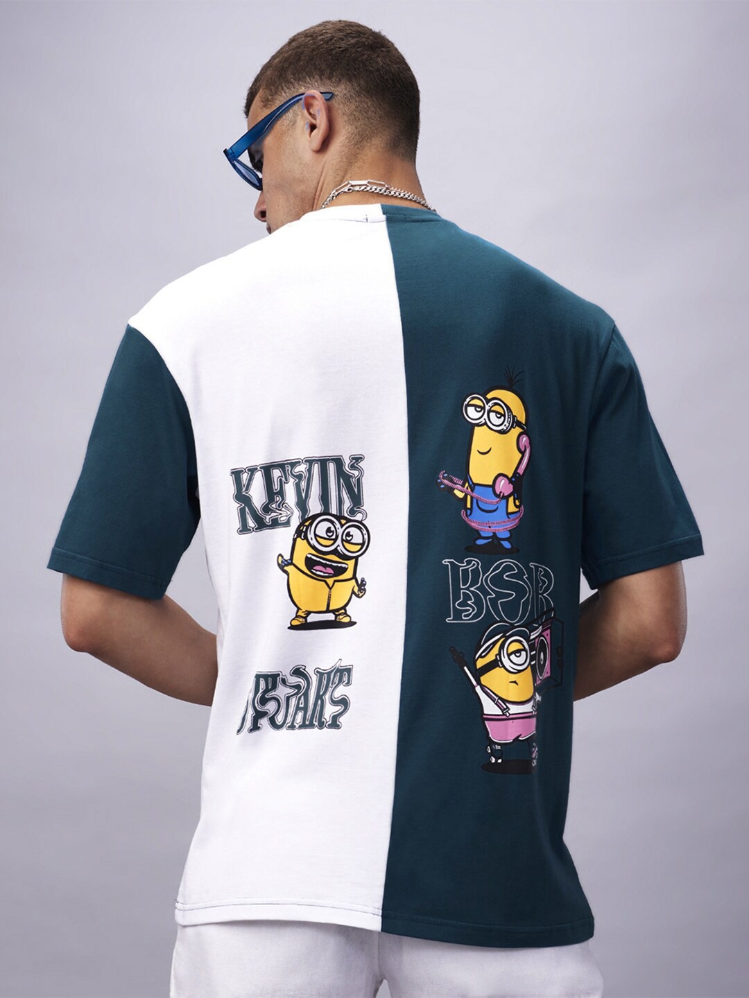 

Bewakoof Minions Printed Round Neck Pure Cotton Oversized T-shirt, Green