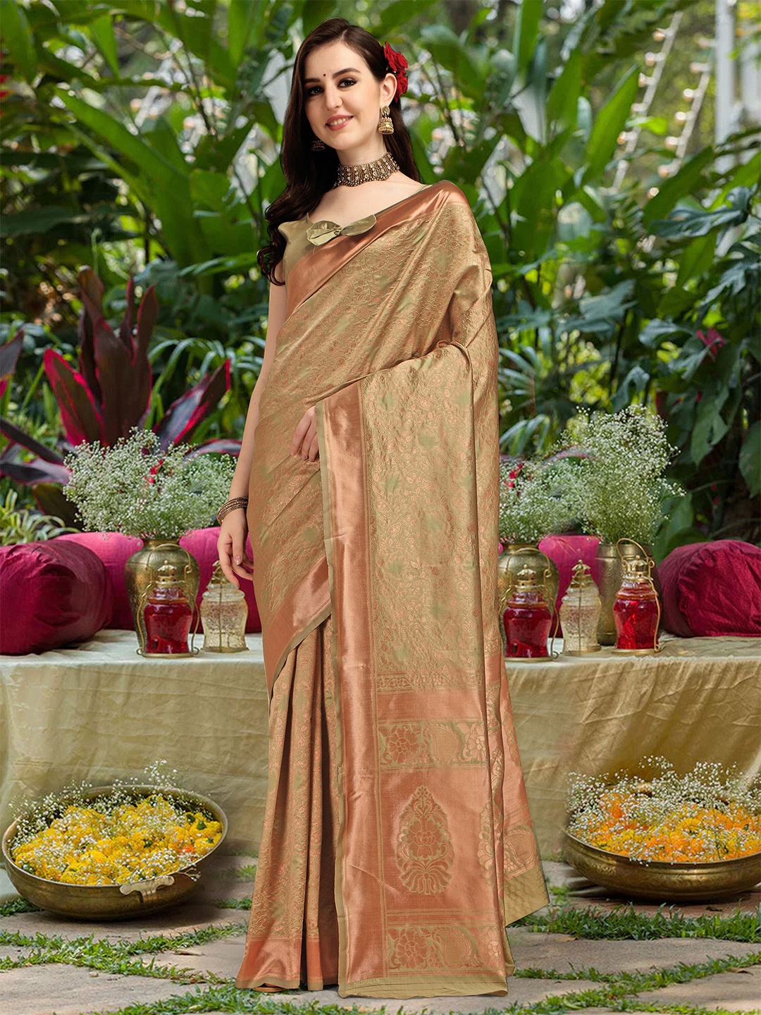 

KALINI Ethnic Motifs Woven Design Zari Banarasi Saree, Green