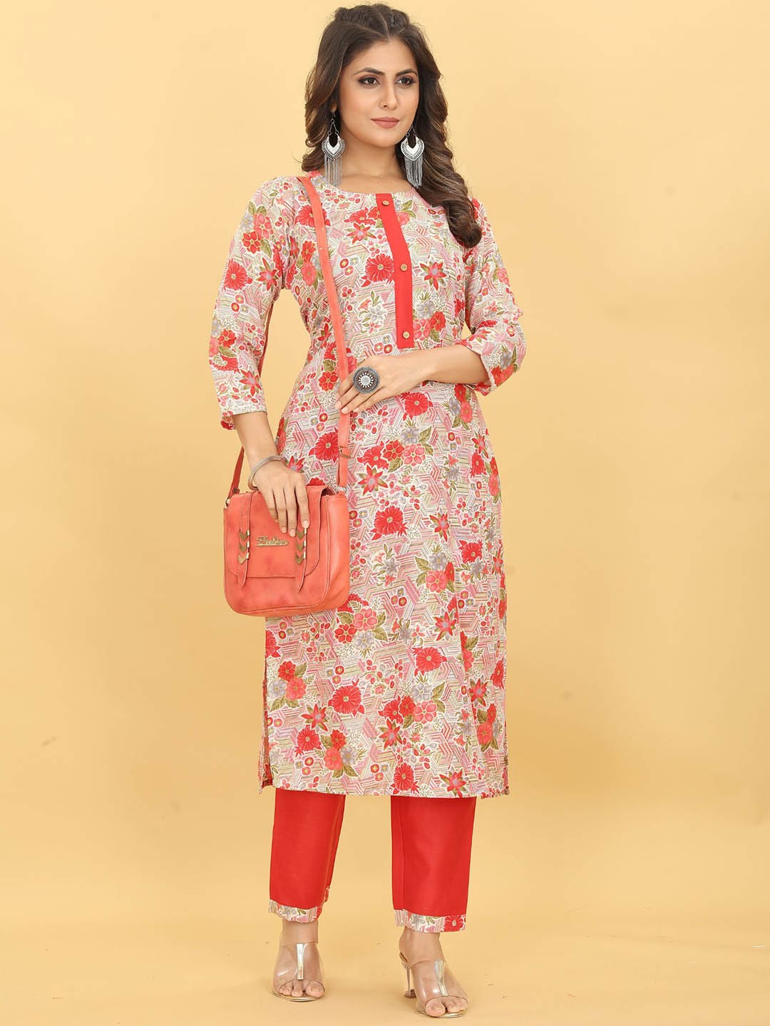 

KALINI Floral Printed Regular Kurta With Trousers, Red