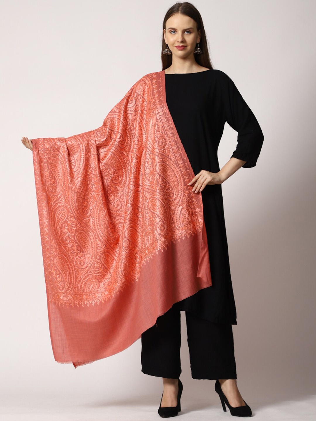 

SWI Stylish Paisley Embroidered Aari Work Shawl, Pink