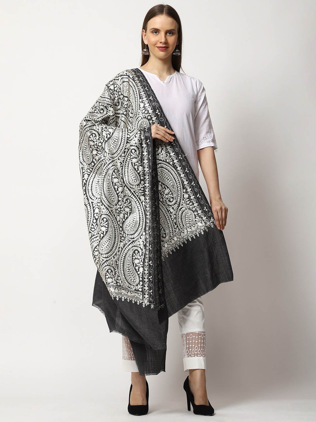 

SWI Stylish Women Paisley Embroidered Shawl, Grey