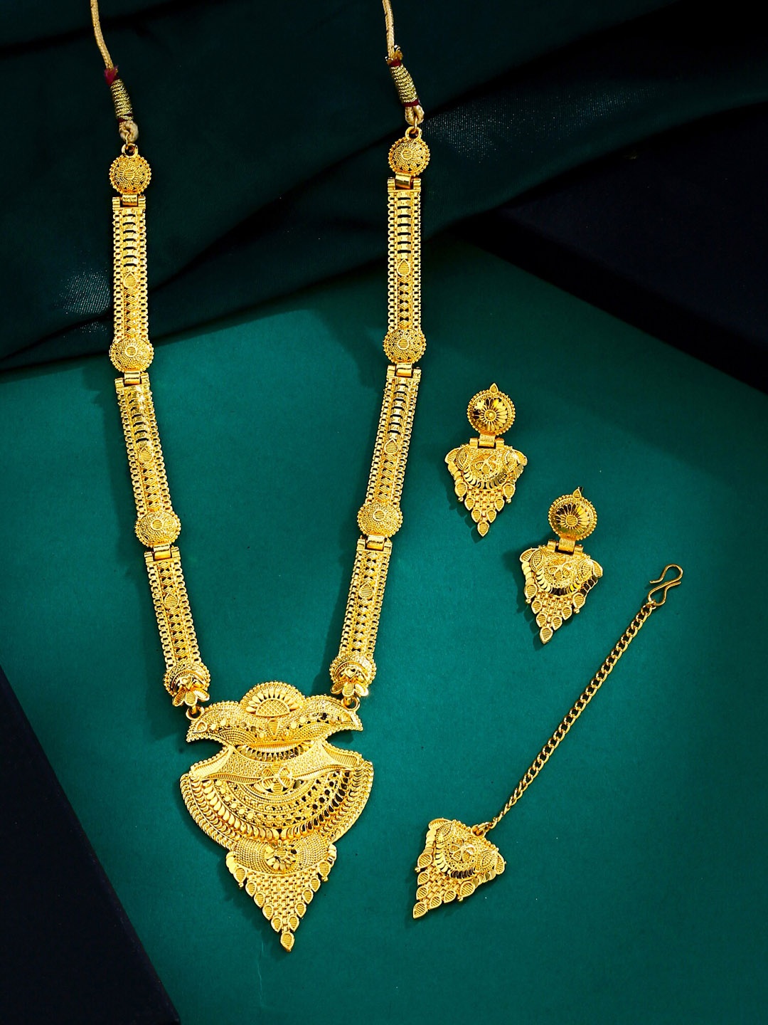 

Yellow Chimes Gold-Plated Long Jewellery Set