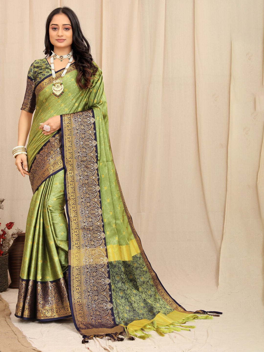 

KALINI Ethnic Motifs Woven Design Zari Silk Cotton Mysore Silk Saree, Fluorescent green