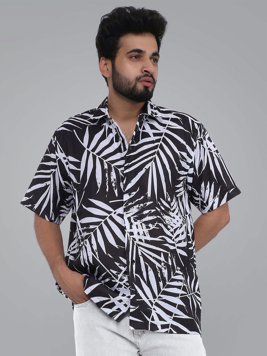 

BROWN BROTHERS Relaxed Floral Printed Spread Collar Oversized Casual Shirt, Black
