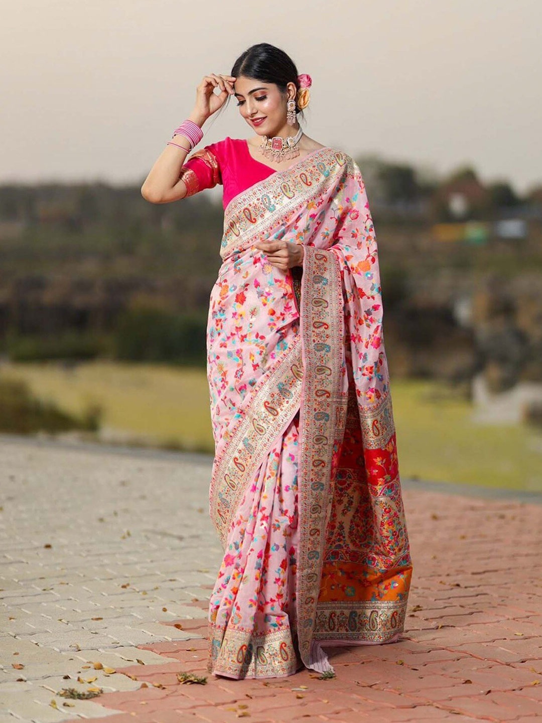 

KALINI Floral Woven Design Zari Pashmina Banarasi Saree, Cream