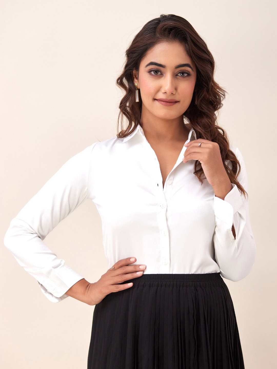 

HERE&NOW White Spread Collar Casual Shirt