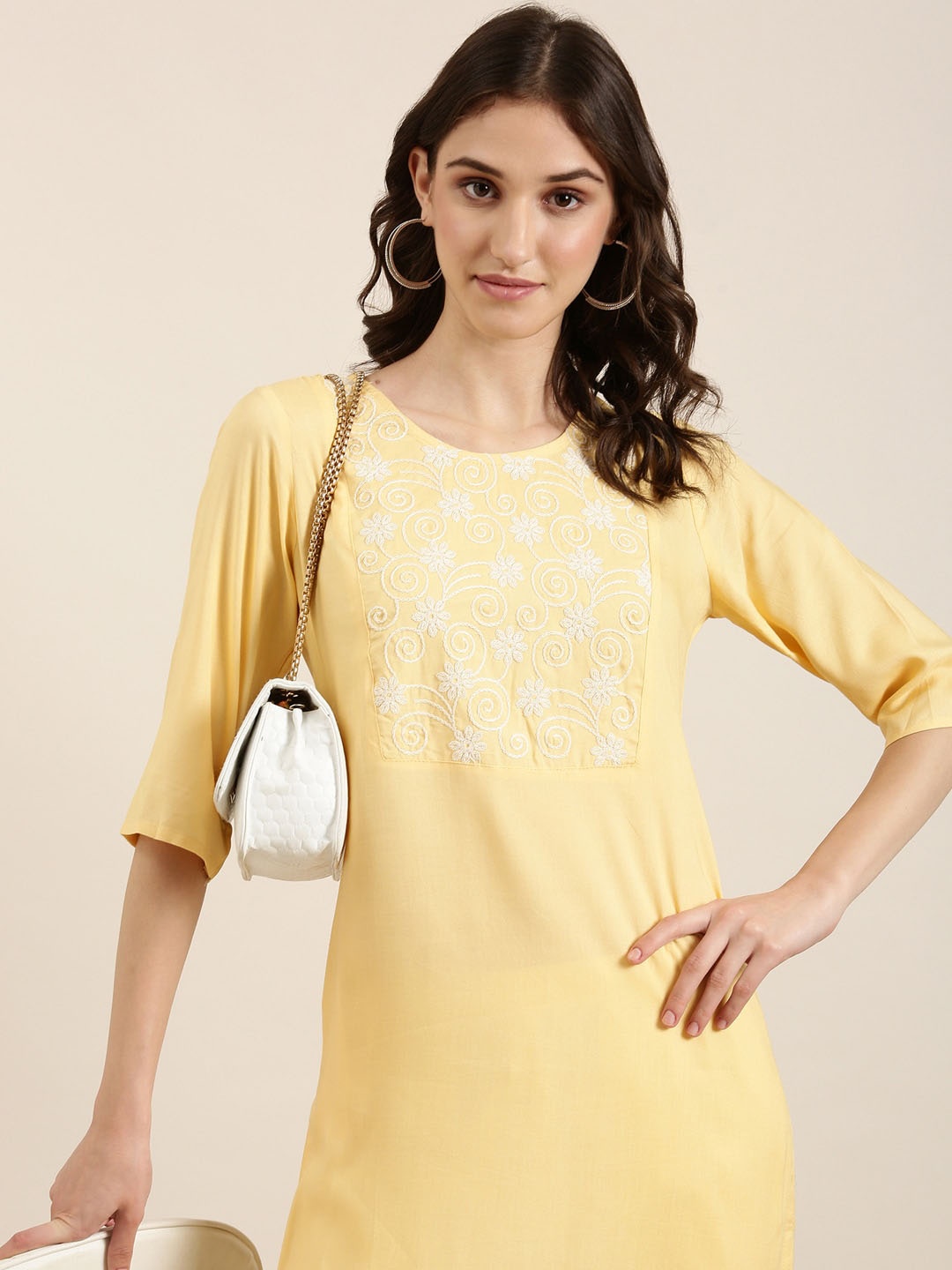 

SHOWOFF Yoke Design Thread Work Kurta, Yellow