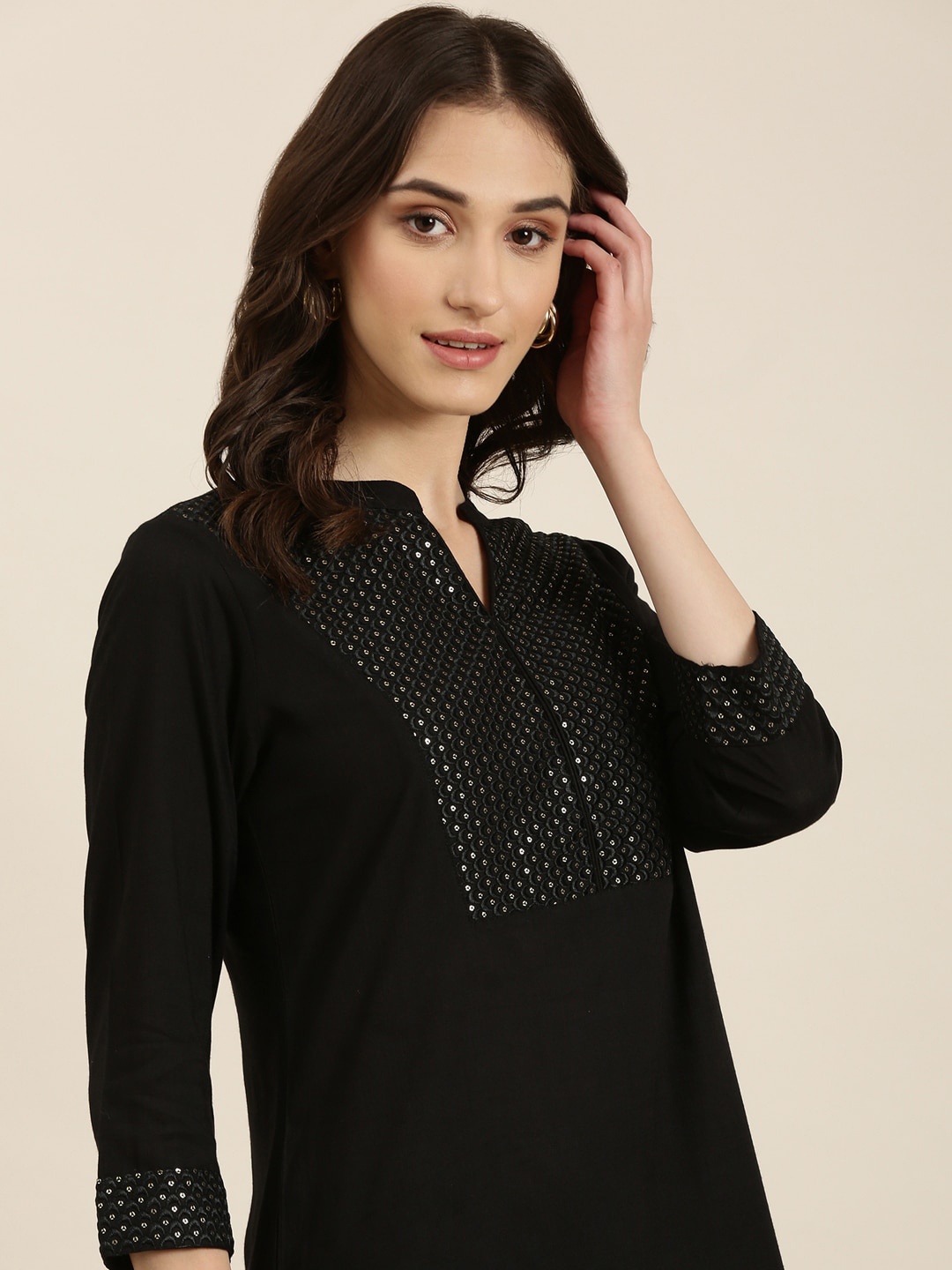 

SHOWOFF Yoke Design Mandarin Collar Sequinned Straight Kurta, Black