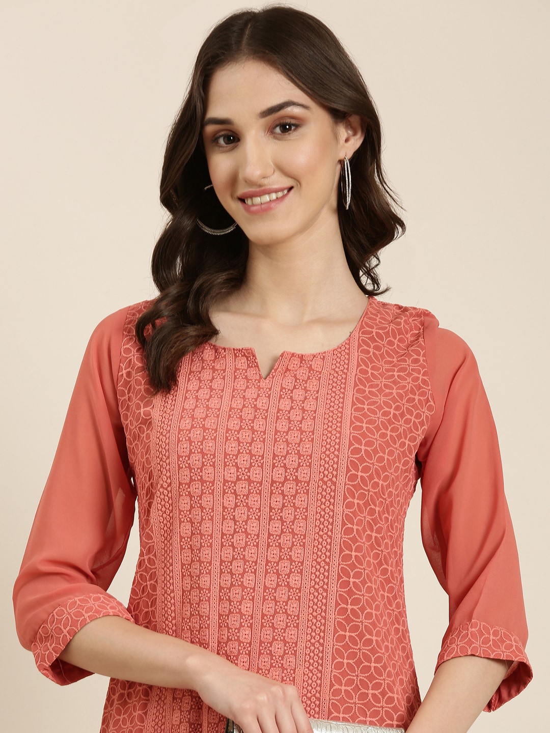 

SHOWOFF Floral Embroidered Thread Work Straight Kurta, Peach