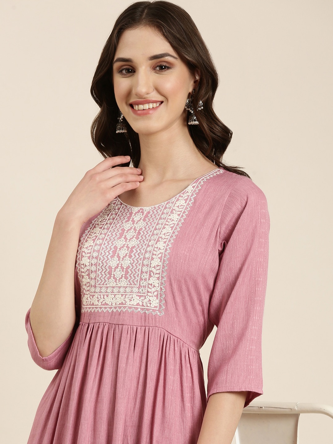 

SHOWOFF Floral Yoke Design Thread Work Pleated Kurta, Pink