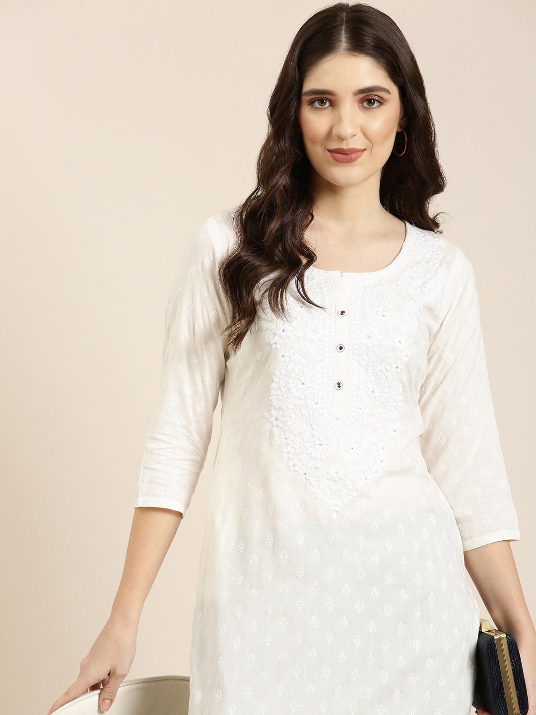 

SHOWOFF Floral Embroidered Kurta, White