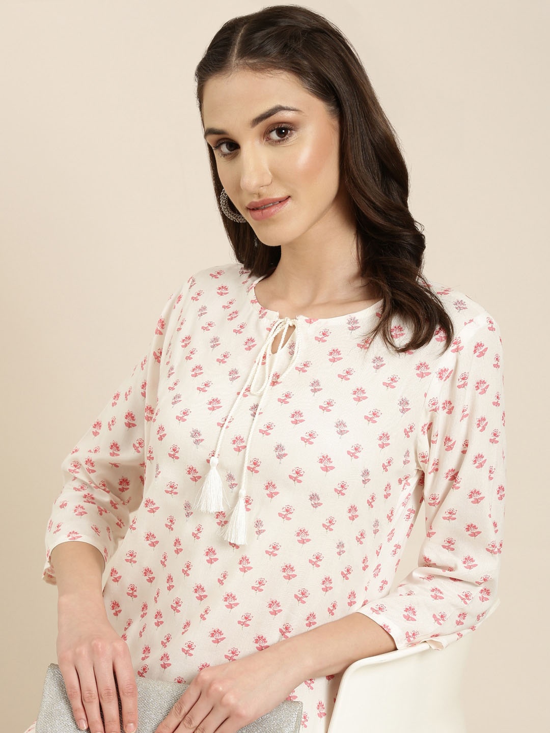

SHOWOFF Floral Printed Tie-Up Neck Straight Kurta, Off white