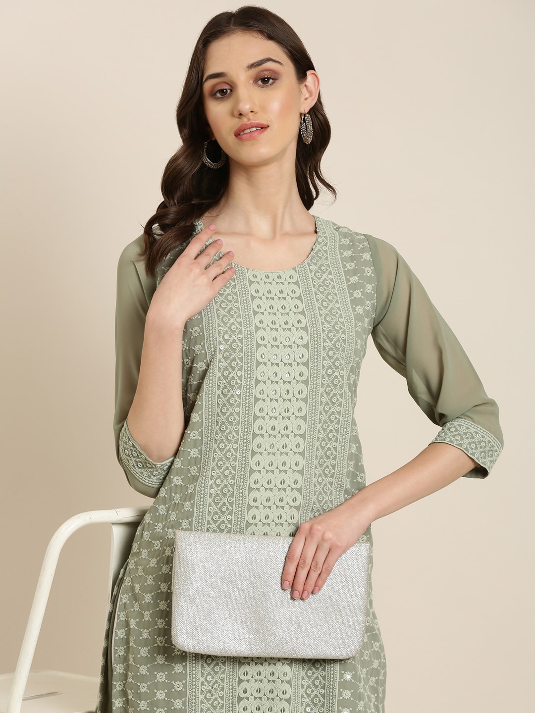 

SHOWOFF Embroidered Thread Work Kurta, Olive