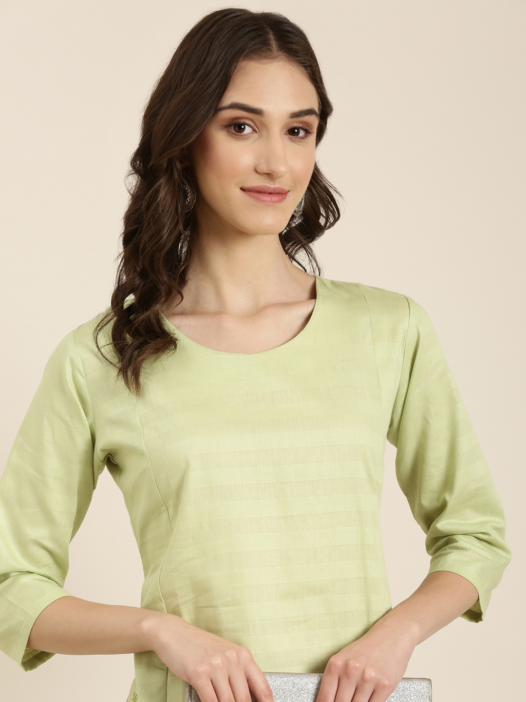 

SHOWOFF Striped Thread Work Straight Kurta, Lime green