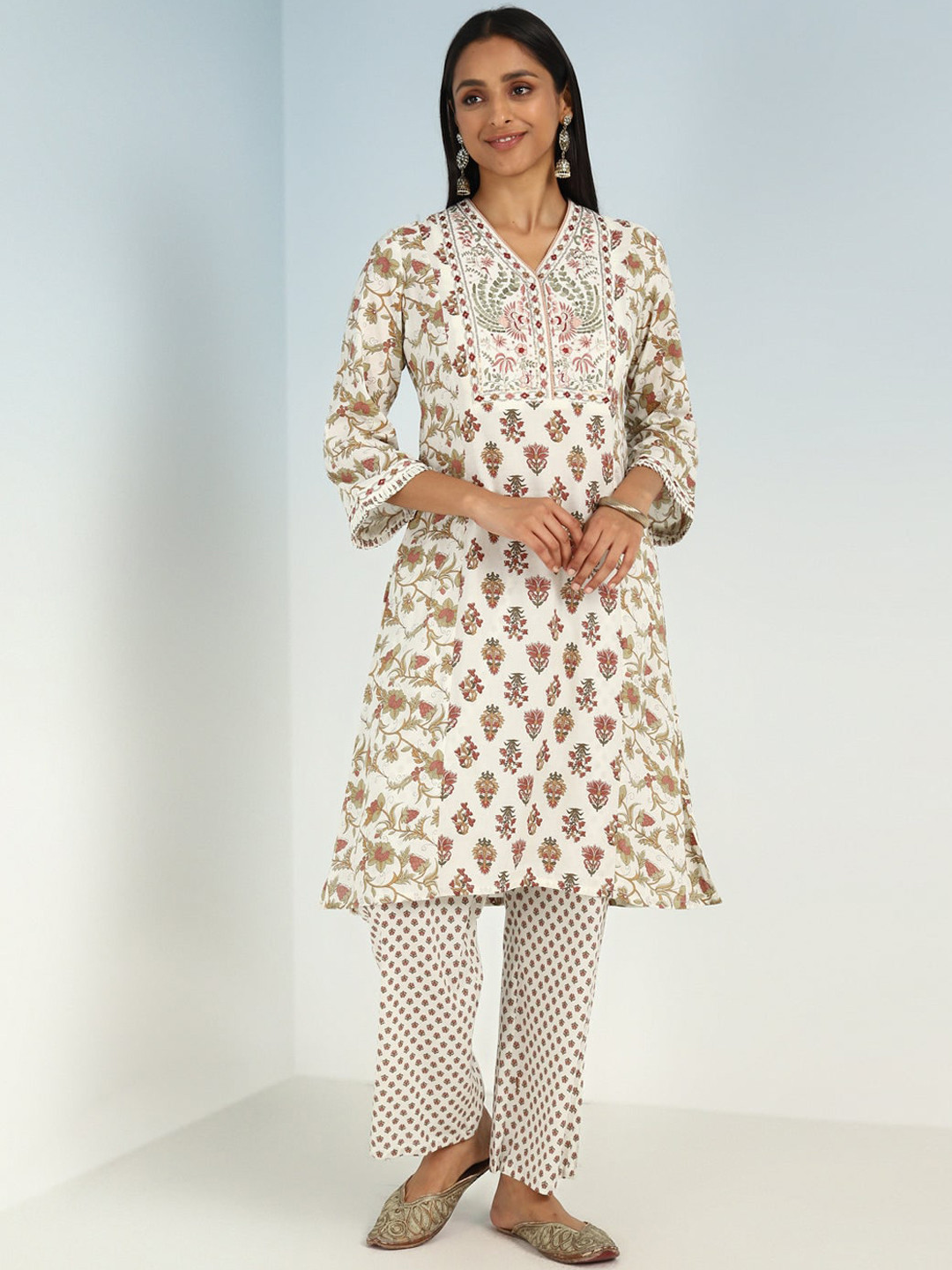 

Lakshita Floral Printed Thread Work Kurta with Trousers, Off white