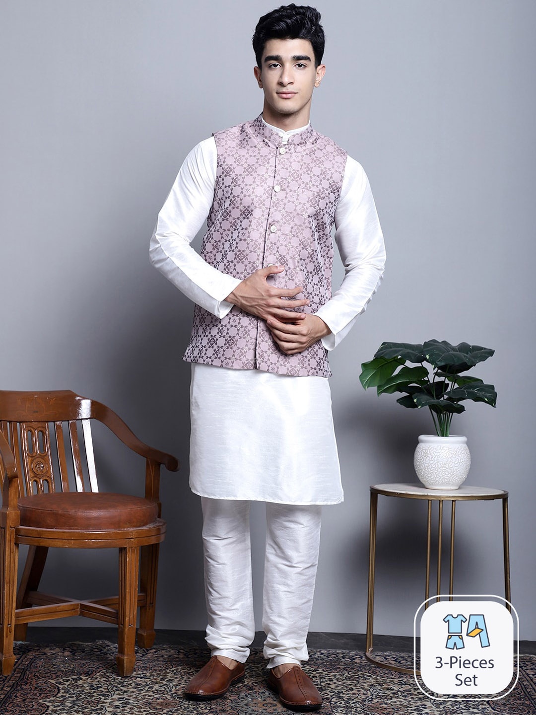 

Jompers Mandarin Collar Kurta with Churidar & Nehru Jacket, Pink