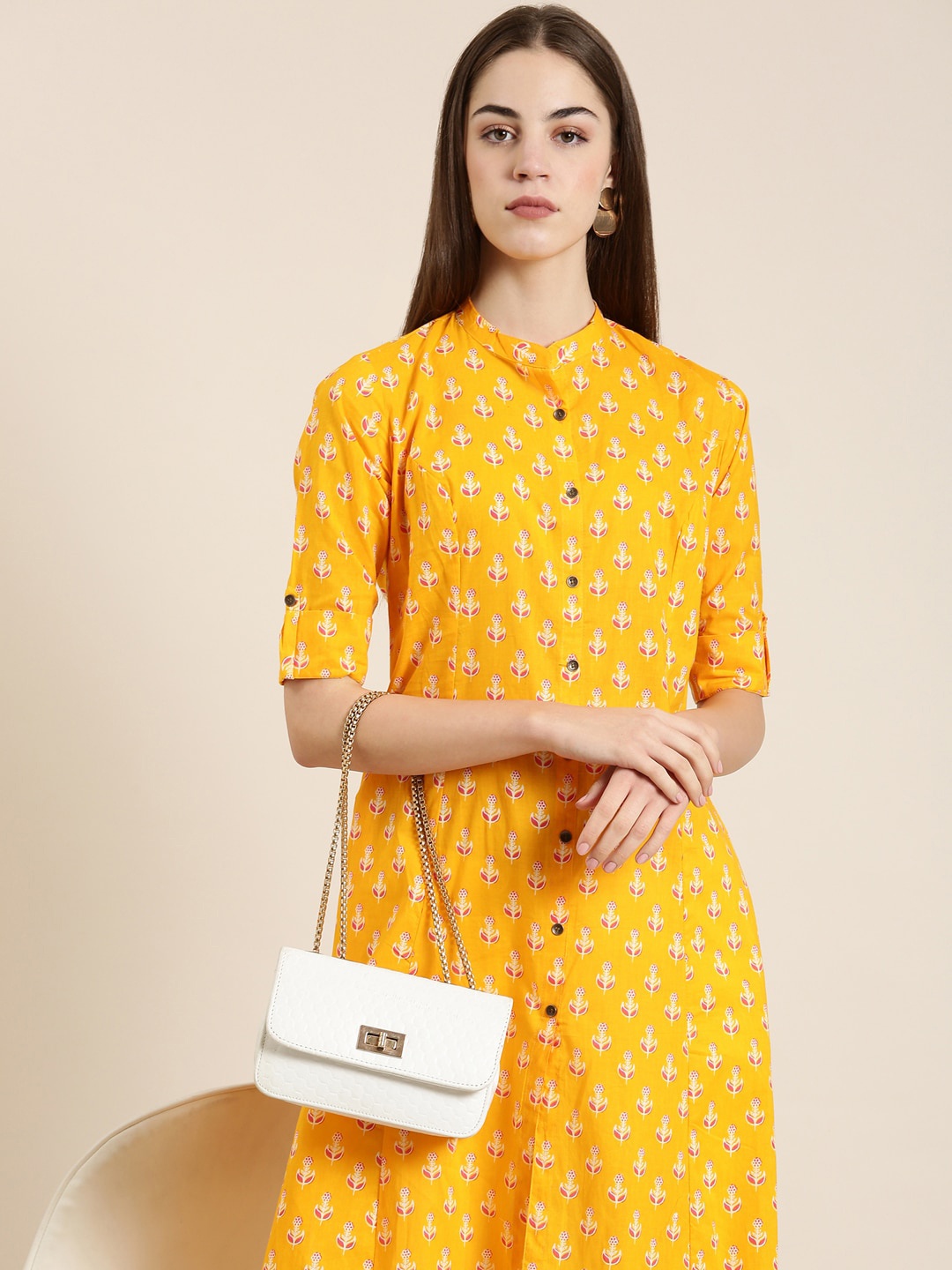 

SHOWOFF Floral Printed Mandarin Collar Roll Up Sleeves Cotton Pathani Kurta, Orange