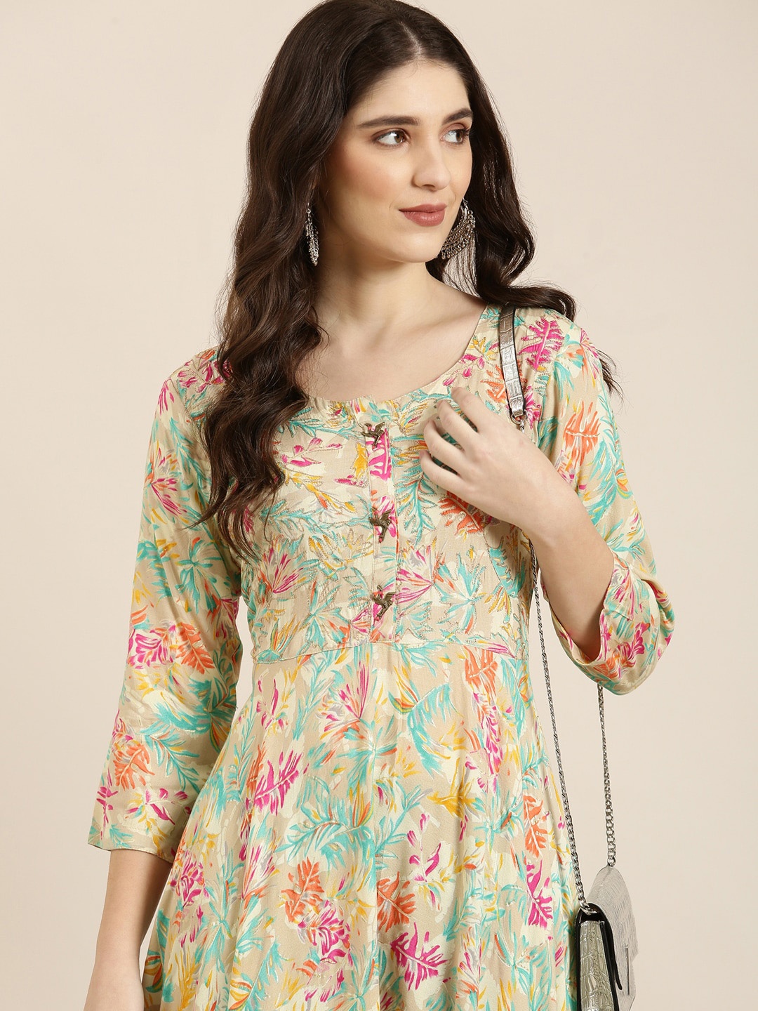 

SHOWOFF Floral Printed Round Neck Zari Anarkali Kurta, Beige