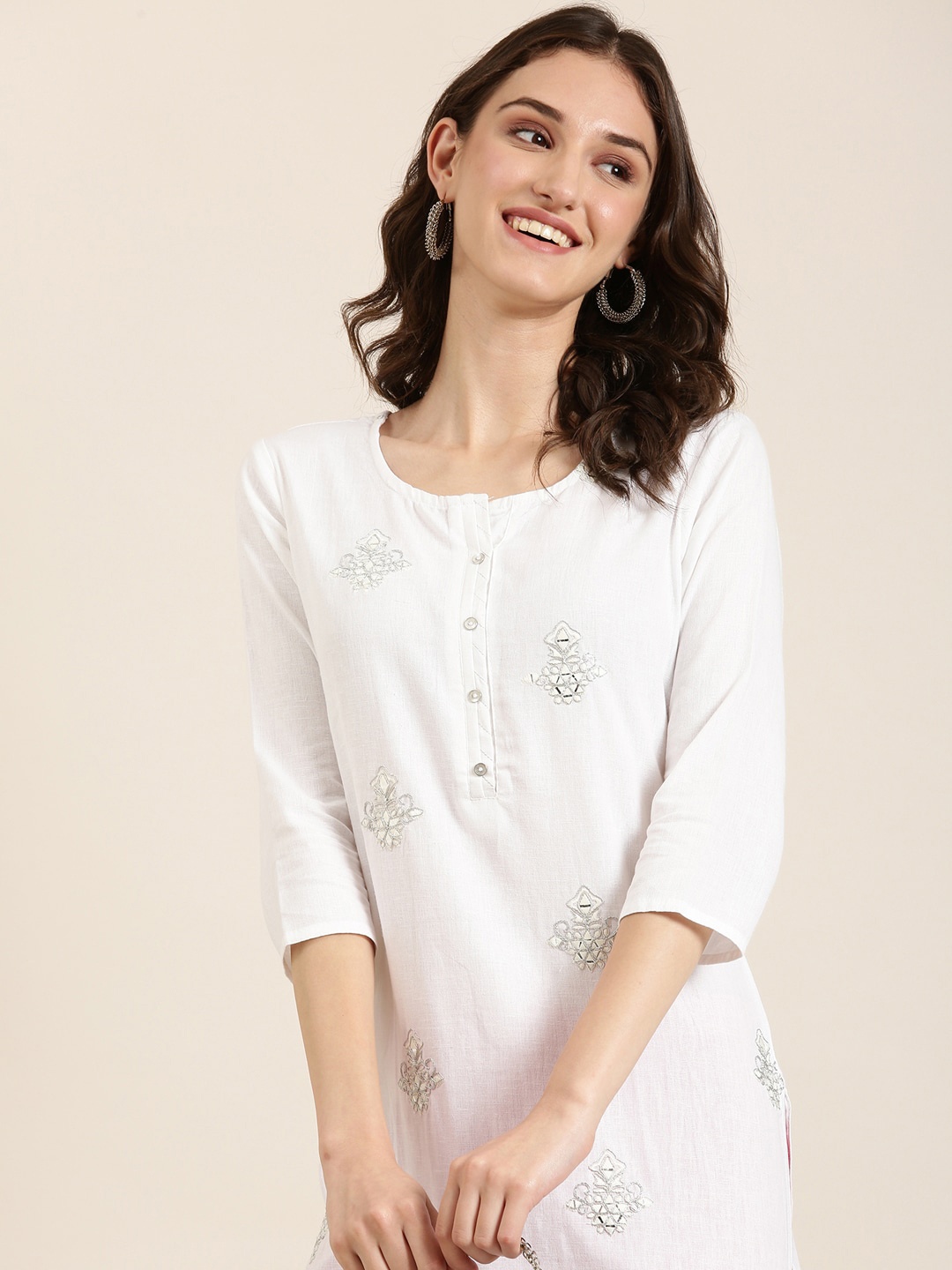 

SHOWOFF Ethnic Motifs Embroidered White Romance Straight Kurta, Off white