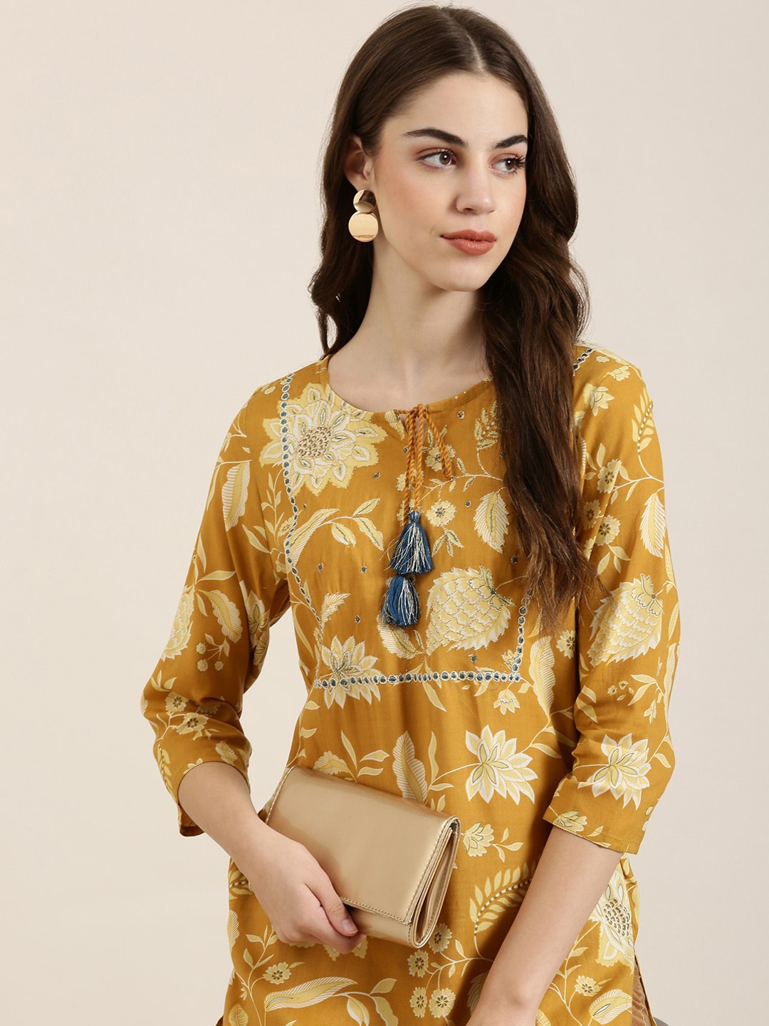 

SHOWOFF Floral Printed Gotta Pati Kurta, Mustard