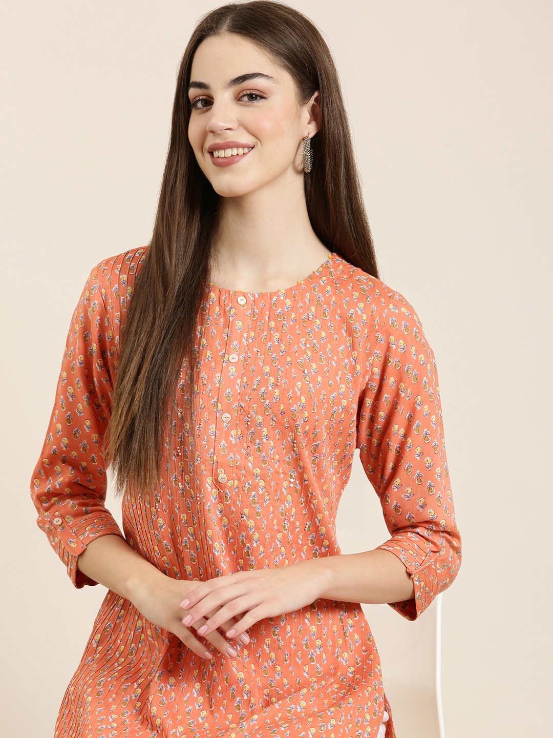 

SHOWOFF Floral Printed Round Neck Straight Kurta, Peach