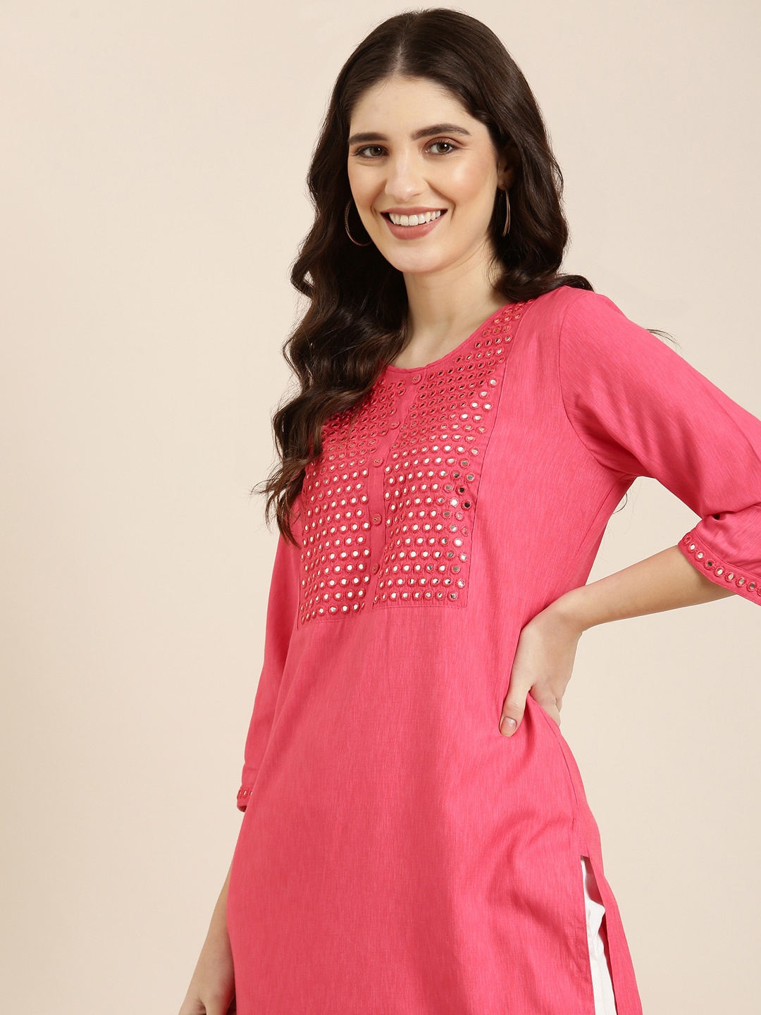 

SHOWOFF Geometric Yoke Design Mirror Work Straight Kurta, Pink
