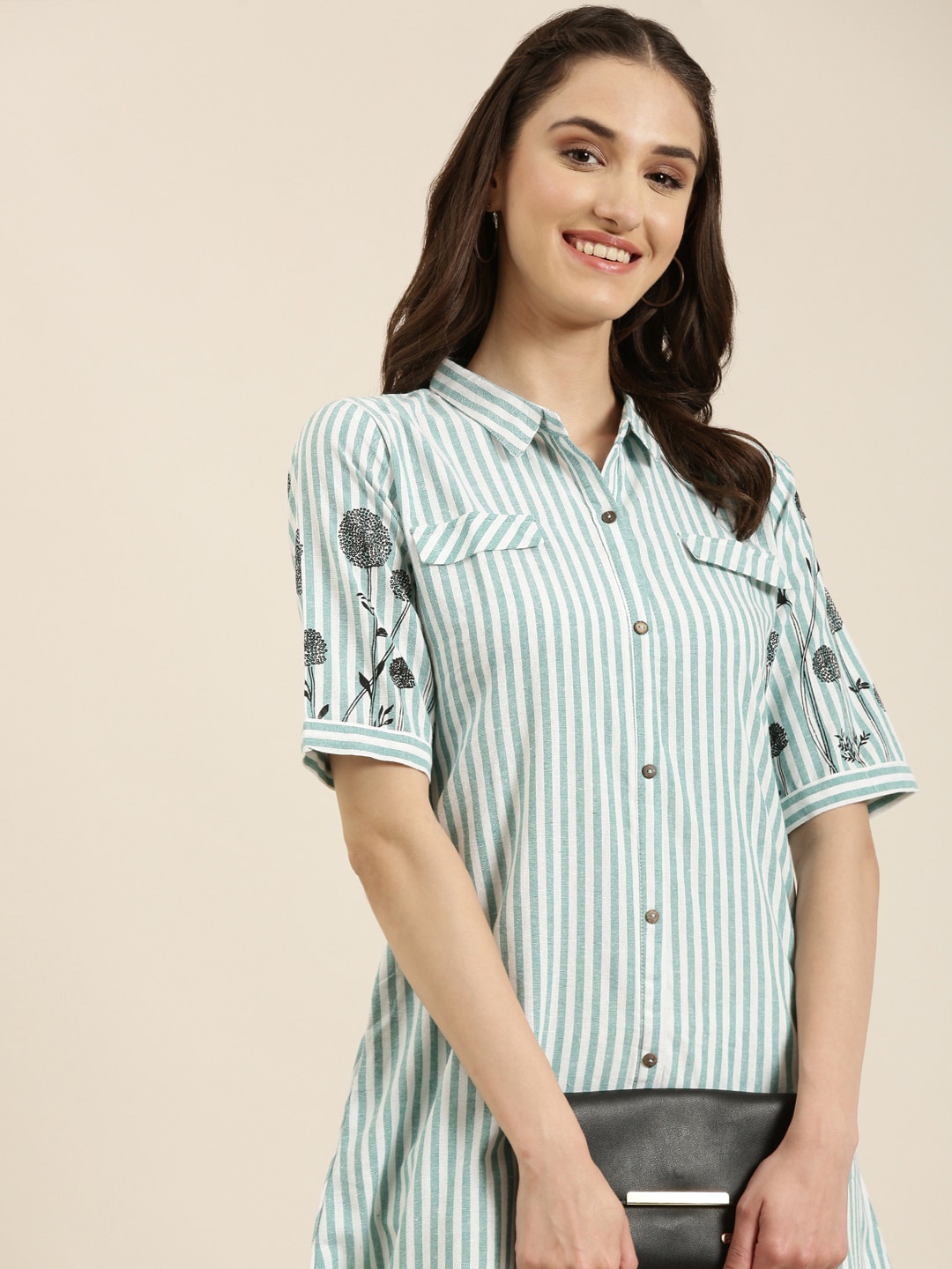 

SHOWOFF Striped Shirt Collar A-Line Kurta, Green